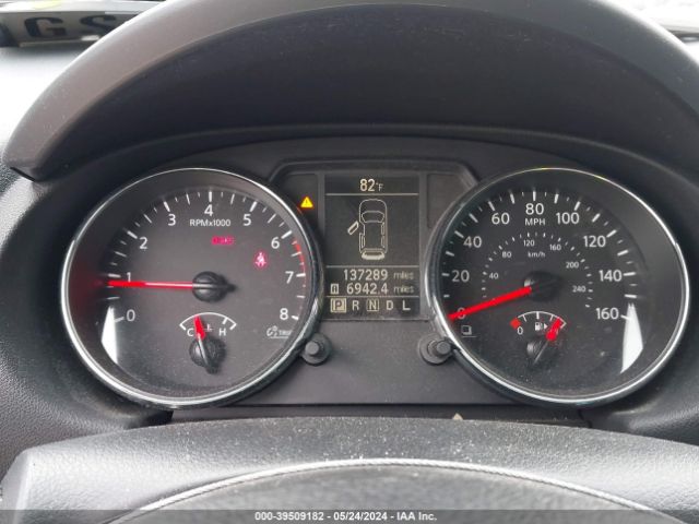 JN8AS5MT8EW605618 Nissan Rogue Select S