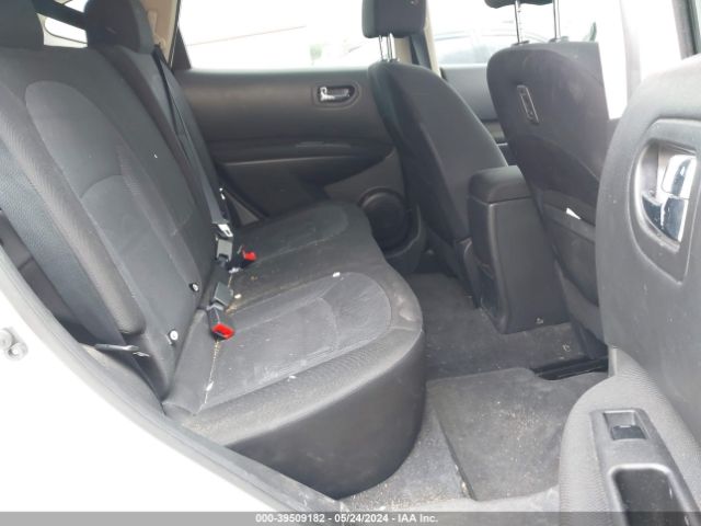 JN8AS5MT8EW605618 Nissan Rogue Select S