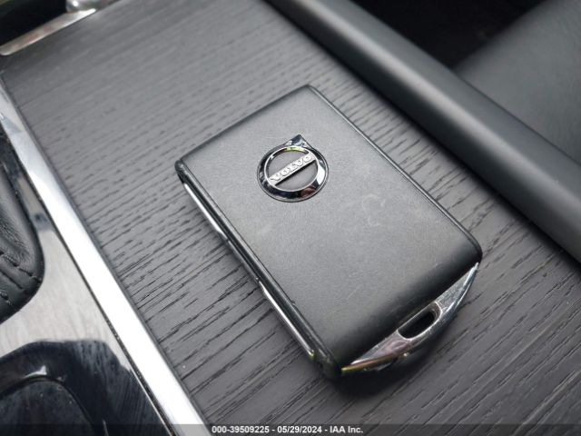 YV4A22PK7L1572874 Volvo Xc90 T6 Momentum 7 Passenger