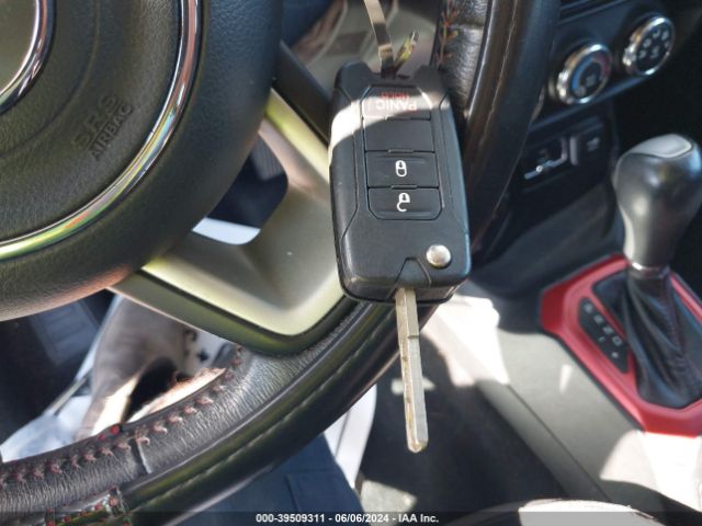 ZACCJBCT6FPC19964 Jeep Renegade Trailhawk