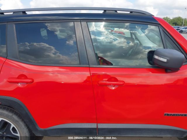 ZACCJBCT6FPC19964 Jeep Renegade Trailhawk