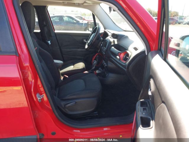 ZACCJBCT6FPC19964 Jeep Renegade Trailhawk