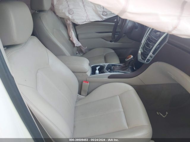 3GYFNBE35GS586606 Cadillac Srx Luxury Collection