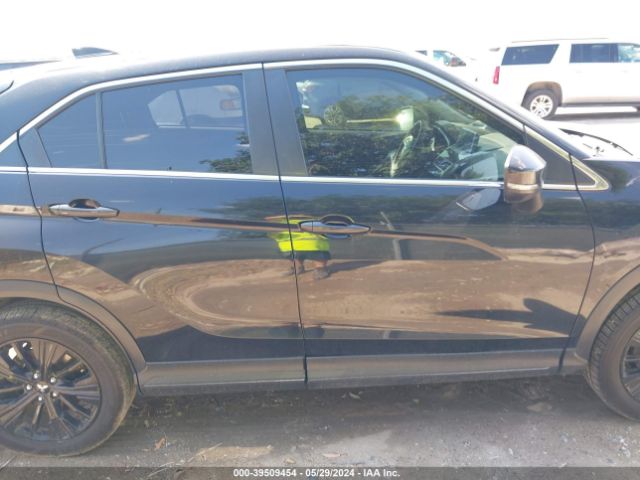 JA4AT4AAXKZ048947 Mitsubishi Eclipse Cross Le