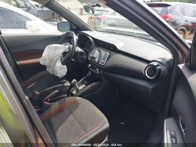 3N1CP5CU1JL532028 Nissan KICKS SR