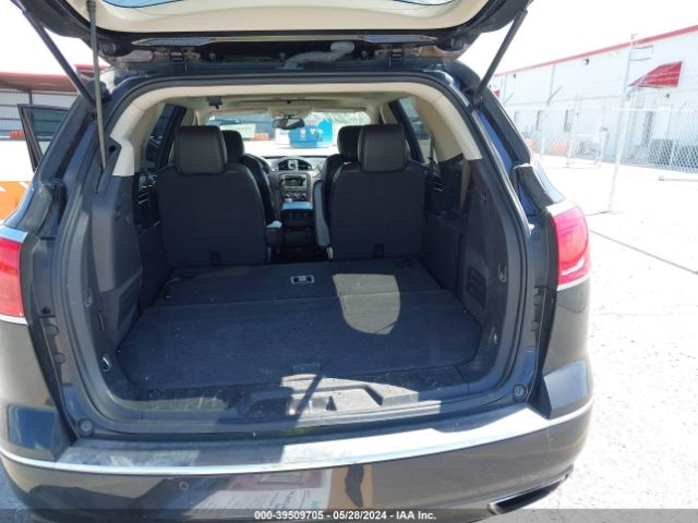 5GAKVBKD2GJ300943 Buick Enclave Leather