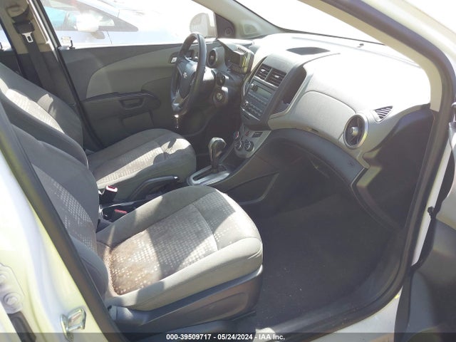 Chevrolet Sonic Ls Auto 2014 1G1JA6SH6E4196137 Image 5