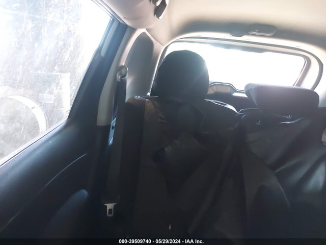 Nissan ROGUE SV 2018 KNMAT2MV6JP618509 Image 8