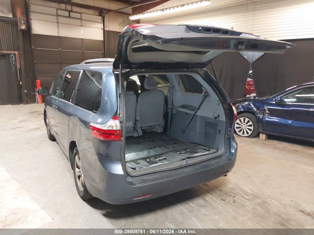 Toyota Sienna Le 8 Passenger 2015 5TDKK3DC2FS610657 Image 3