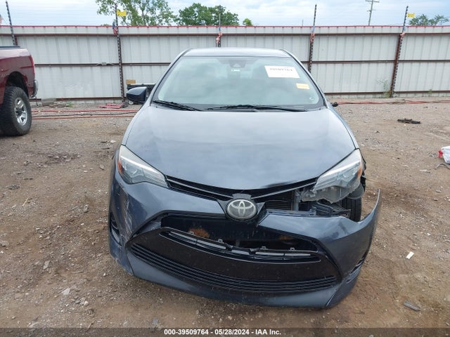 Toyota COROLLA LE 2018 5YFBURHE8JP786722 Image 12