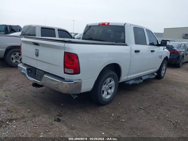 1C6RR6KG7KS726835 RAM 1500 Classic Tradesman  4x2 5'7 Box