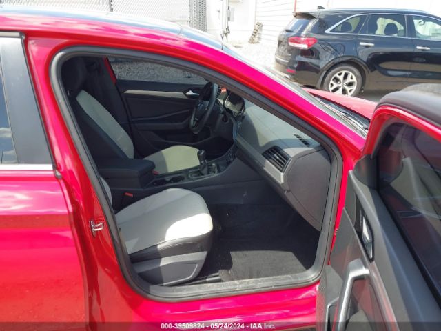 3VWN57BU2LM100700 Volkswagen Jetta 1.4t R-line/1.4t S