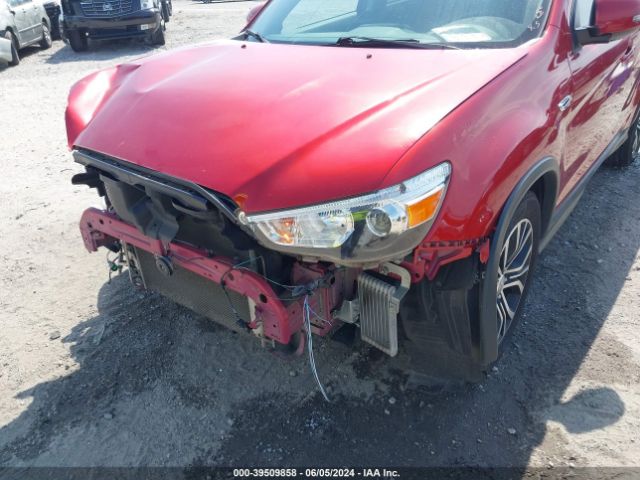 JA4AP3AW4JU014167 Mitsubishi Outlander Sport 2.4 Se