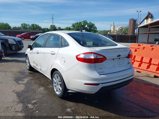 Ford FIESTA SE 2016 3FADP4BJ3GM179500 Image 3