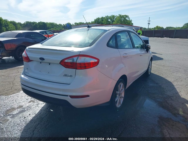 Ford FIESTA SE 2016 3FADP4BJ3GM179500 Image 4