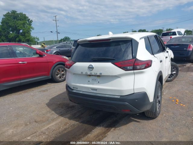 JN8AT3AA4MW003365 Nissan Rogue S Fwd