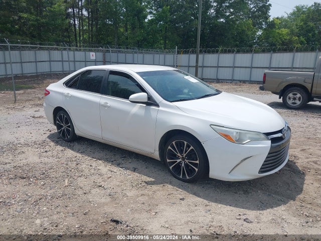 Toyota CAMRY LE 2015 4T1BF1FK6FU489247 main image