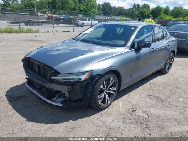 7JRA22TM0KG007003 Volvo S60 T6 R-design