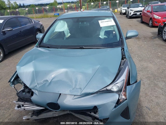Toyota Prius Two 2016 JTDKBRFU4G3016213 Image 13