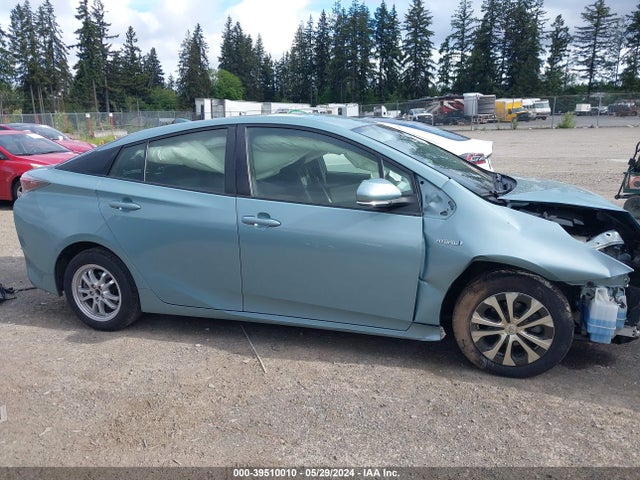 Toyota Prius Two 2016 JTDKBRFU4G3016213 Image 14
