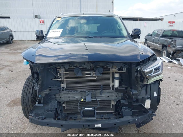 JN8AZ2NF3K9687402 Infiniti QX80 LUXE
