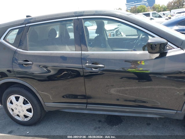 Nissan ROGUE S 2018 KNMAT2MV2JP548667 Image 13
