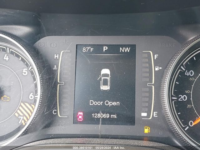 1C4PJLCBXFW791542 Jeep Cherokee Latitude