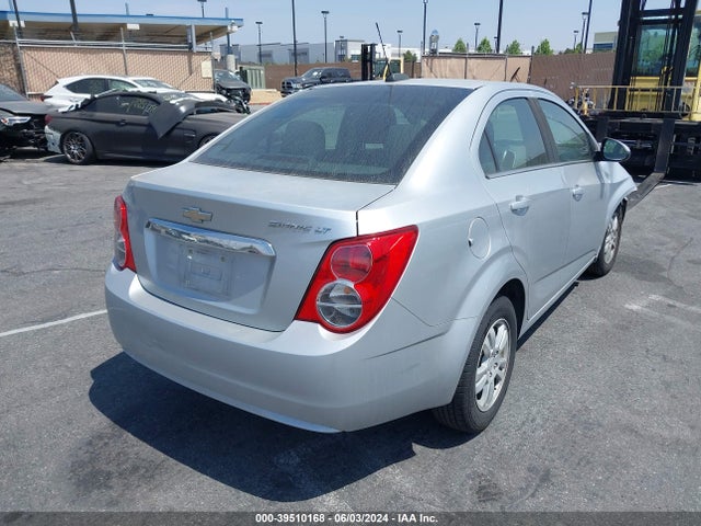 Chevrolet Sonic Lt Auto 2016 1G1JC5SG1G4103894 Image 4