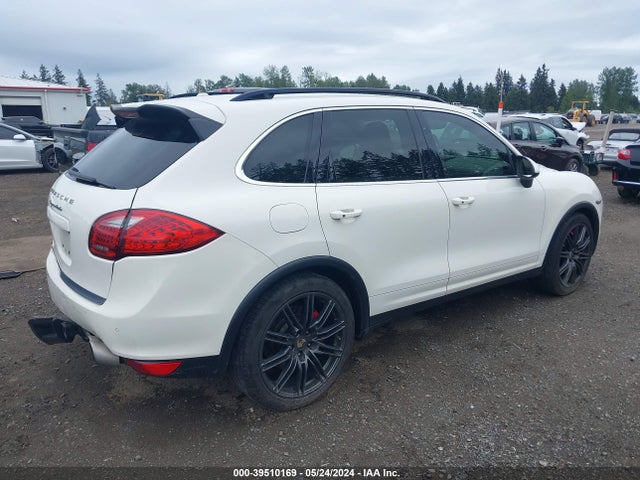 2011 PORSCHE CAYENNE WP1AC2A29BLA83046 Photo 3
