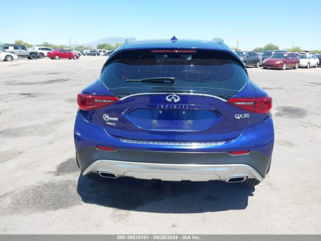 SJKCH5CR4JA046064 Infiniti Qx30 Premium