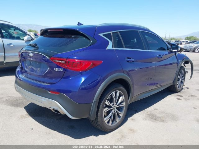 SJKCH5CR4JA046064 Infiniti Qx30 Premium