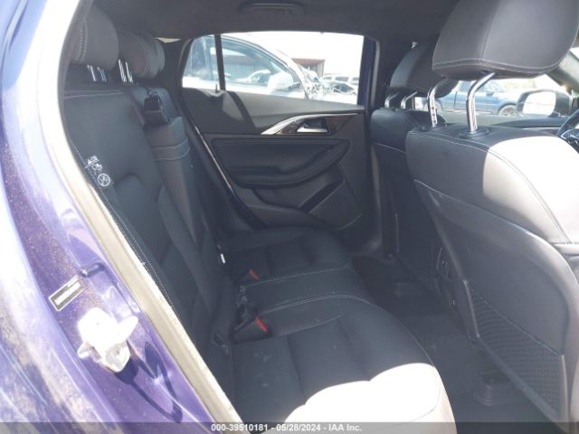 SJKCH5CR4JA046064 Infiniti Qx30 Premium