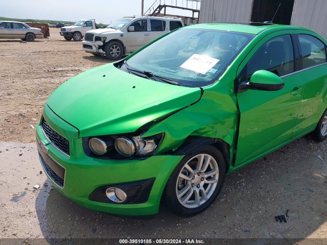 Chevrolet Sonic Lt Auto 2015 1G1JC5SH1F4141987 Image 6