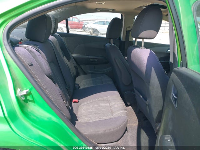 Chevrolet Sonic Lt Auto 2015 1G1JC5SH1F4141987 Image 8