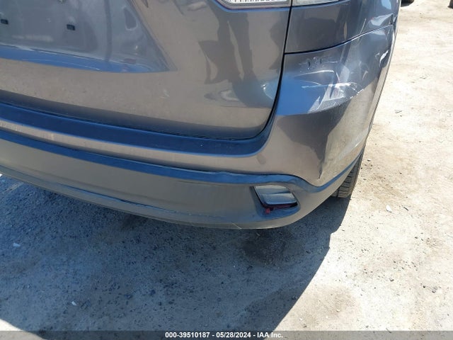 Toyota Highlander Le 2018 5TDZARFH7JS038300 Image 21
