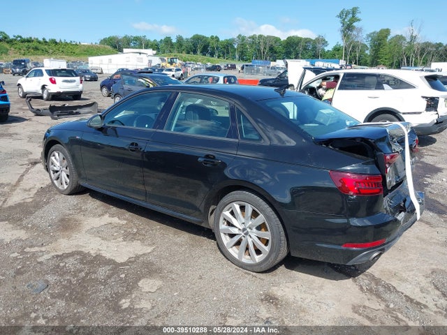 WAUDNAF46JN013257 Audi A4 2.0t Premium/2.0t Tech Premium