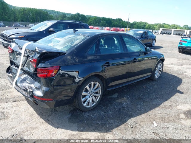 WAUDNAF46JN013257 Audi A4 2.0t Premium/2.0t Tech Premium