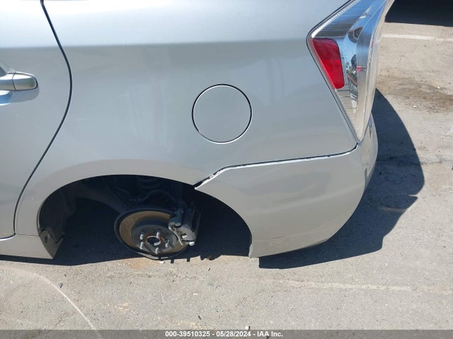 Toyota PRIUS PLUG-IN 2014 JTDKN3DP4E3060727 Image 19