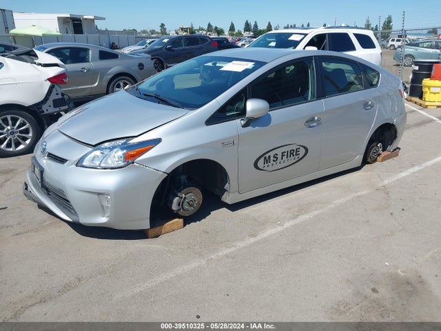 Toyota PRIUS PLUG-IN 2014 JTDKN3DP4E3060727 Image 2