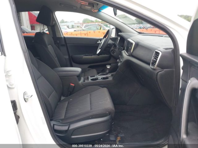 KNDPMCAC5L7808207 KIA Sportage Lx