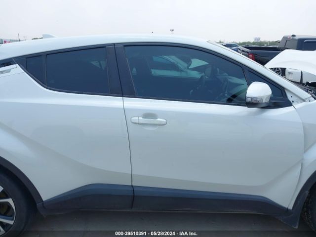 NMTKHMBX6JR048537 Toyota C-hr Xle Premium