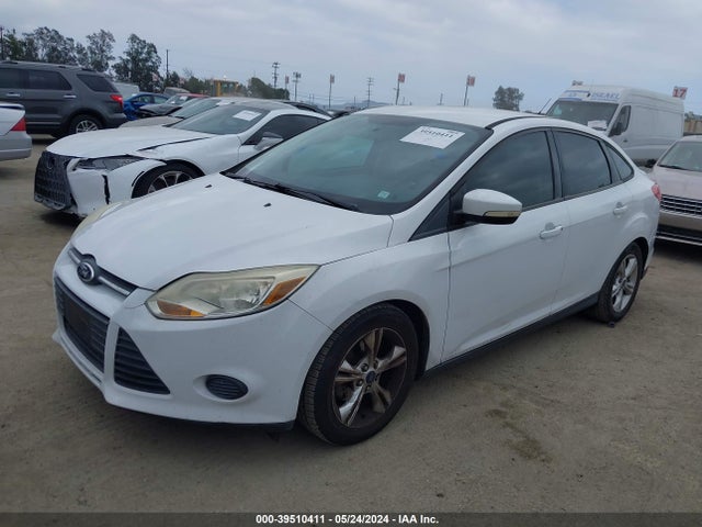 Ford FOCUS SE 2014 1FADP3F21EL236143 Image 2