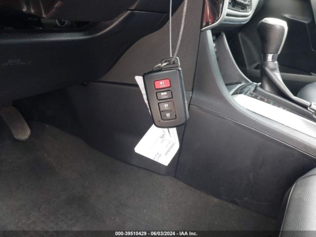 2T1BURHE0KC239722 Toyota Corolla Xse
