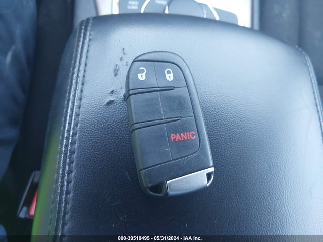 1C4RJFAG9GC420688 Jeep Grand Cherokee Laredo