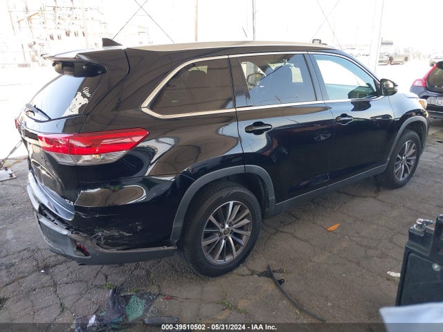 Toyota Highlander Xle 2019 5TDKZRFH3KS560630 Image 4
