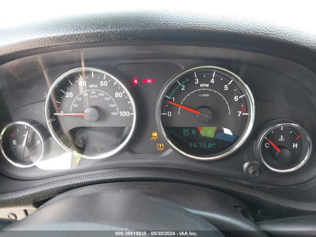 1C4BJWDG9JL809786 Jeep Wrangler Jk Unlimited Sport S 4x4