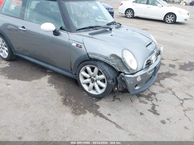 2003 MINI COOPER S WMWRE33413TD69512 Photo 5