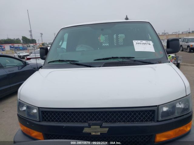 1GCWGBFP5J1272660 Chevrolet Express 2500 Work Van