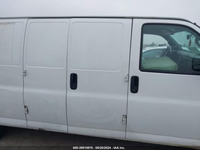 1GCWGBFP5J1272660 Chevrolet Express 2500 Work Van