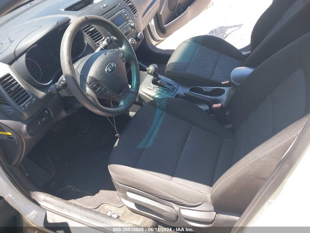 KIA FORTE LX 2016 KNAFK4A65G5511387 Image 5